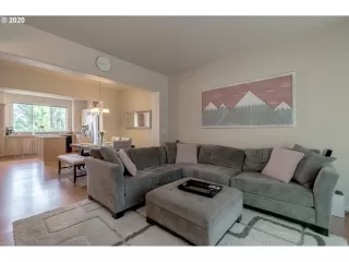 Photo #5: 20311667 Listing 