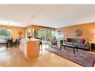 Photo #3: 20311738 Listing