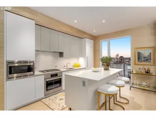 Photo #5: 20312063 Listing 