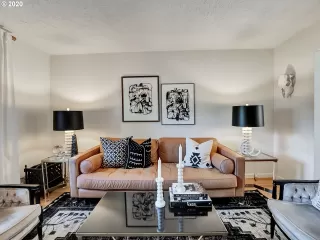 Photo #1: 20313070 Listing 