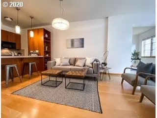 Photo #5: 20314717 Listing 