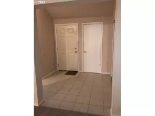 Photo #5: 20315371 Listing 