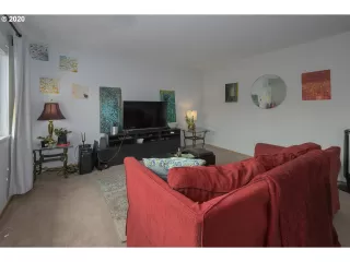 Photo #2: 20315779 Listing