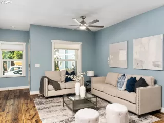 Photo #4: 20316621 Listing