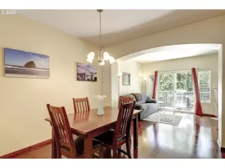 Photo #3: 20317957 Listing 