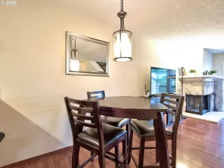 Photo #2: 20318950 Listing