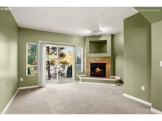 Photo #6: 20320883 Listing 