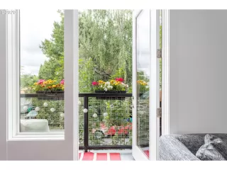 Photo #1: 20321247 Listing 