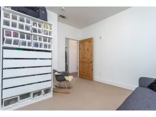 Photo #4: 20321247 Listing 