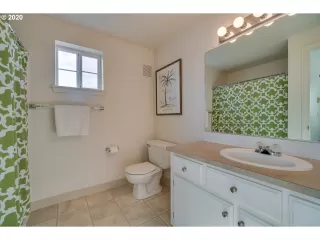 Photo #1: 20322349 Listing