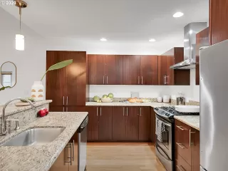 Photo #2: 20322491 Listing