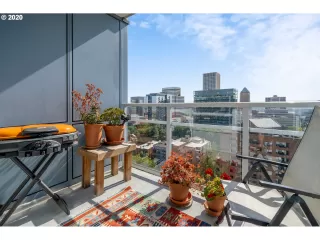 Photo #1: 20324783 Listing