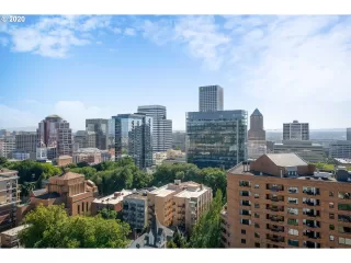 Photo #2: 20324783 Listing