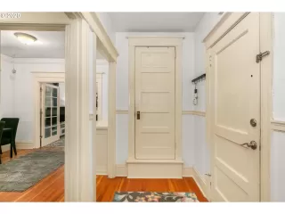 Photo #3: 20325099 Listing