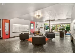 Photo #2: 20325160 Listing