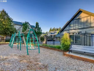 Photo #1: 20326345 Listing