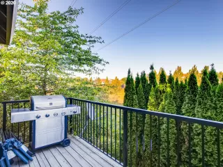 Photo #3: 20326345 Listing