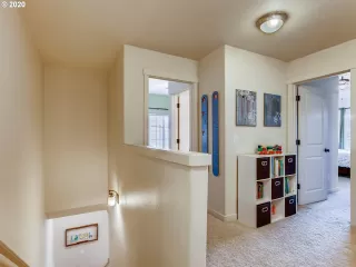 Photo #6: 20326345 Listing