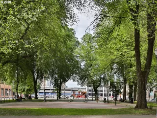 Photo #1: 20329208 Listing