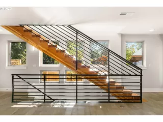 Photo #2: 20329311 Listing 