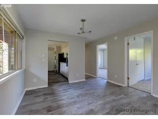 Photo #1: 20329764 Listing