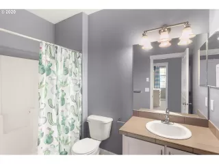 Photo #5: 20330400 Listing