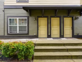 Photo #4: 20330498 Listing