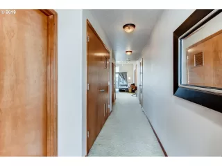 Photo #2: 20330700 Listing