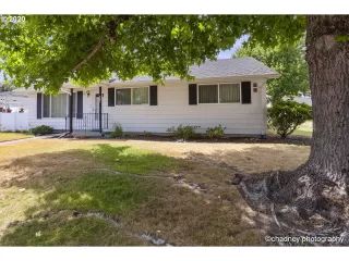 Photo #5: 20331072 Listing