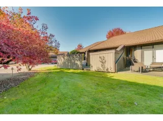 Photo #4: 20332905 Listing