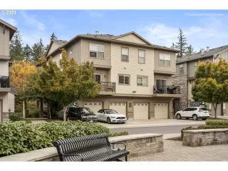 Photo #2: 20333937 Listing