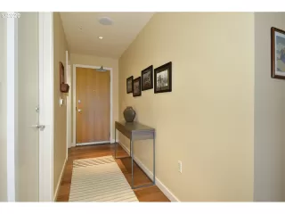 Photo #1: 20334244 Listing 