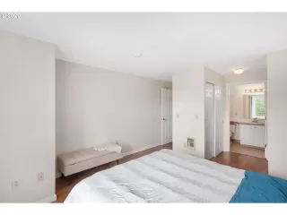 Photo #2: 20334346 Listing
