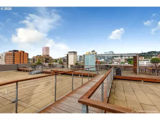 Photo #4: 20334752 Listing 