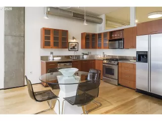 Photo #4: 20334977 Listing 