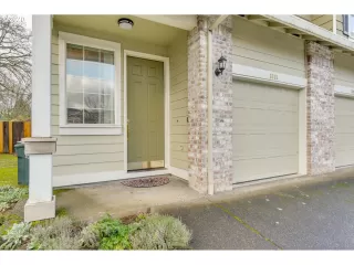 Photo #2: 20336675 Listing 