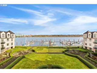 Photo #4: 20336757 Listing