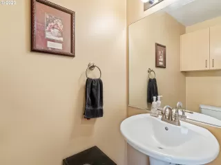 Photo #1: 20337316 Listing 