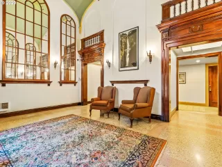 Photo #1: 20338500 Listing