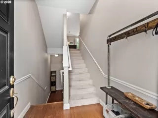 Photo #3: 20340400 Listing 