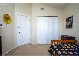 Photo #1: 20343179 Listing 