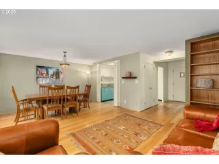 Photo #2: 20344348 Listing 