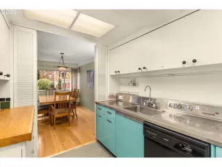 Photo #5: 20344348 Listing 