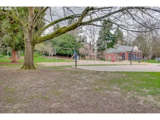 Photo #3: 20344520 Listing