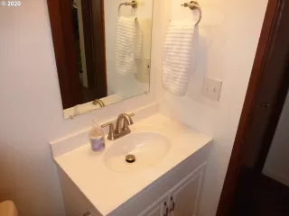 Photo #5: 20344978 Listing 