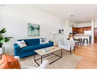 Photo #3: 20346543 Listing