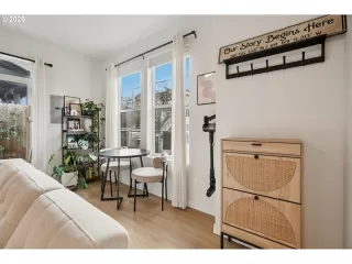 Photo #3: 203467014 Listing 