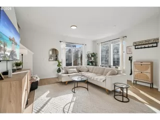 Photo #6: 203467014 Listing 