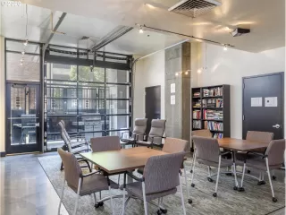 Photo #1: 20346958 Listing 