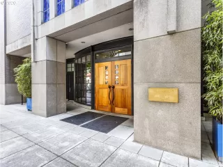 Photo #3: 20346958 Listing 